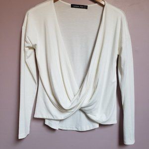 Lookbook Store Women's Size 4 Sweater - Gently Used